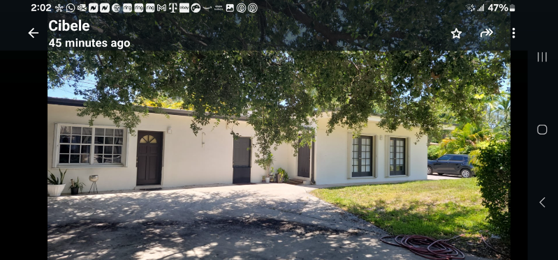 541 Deer Run in Miami Springs, FL - Building Photo