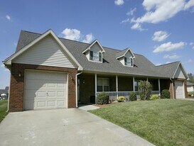 9 Canterbury Ct in Jasper, IN - Building Photo