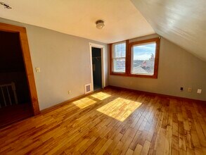 17 Suffolk St, Unit 3 in Chelsea, MA - Building Photo - Building Photo