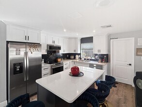 100 SW 17th St in Pompano Beach, FL - Building Photo - Building Photo