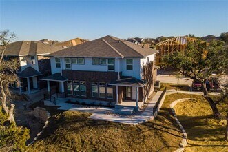 605 W South St in Leander, TX - Building Photo - Building Photo