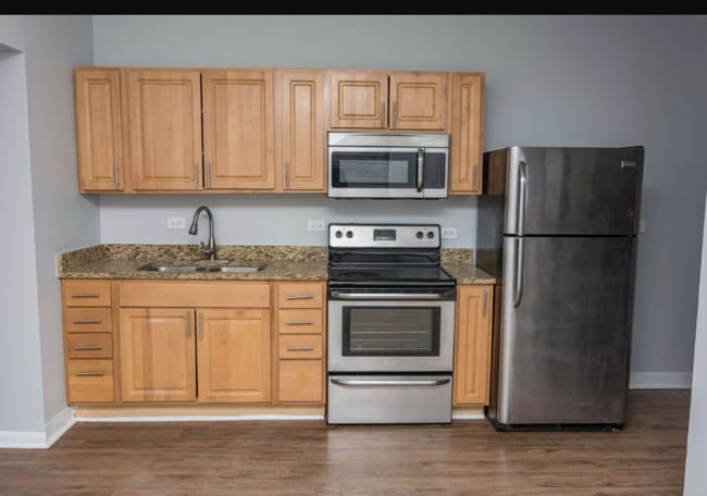 7836 S South Shore Dr in Chicago, IL - Building Photo - Building Photo