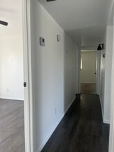 2709 Cardinal Ave, Unit A in Bakersfield, CA - Foto de edificio - Building Photo