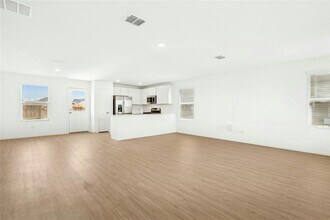 190 Sambre St in Niederwald, TX - Building Photo - Building Photo