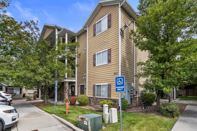 389 S State St, Unit 20