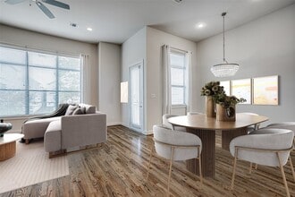 1508 Beall St in Houston, TX - Building Photo - Building Photo