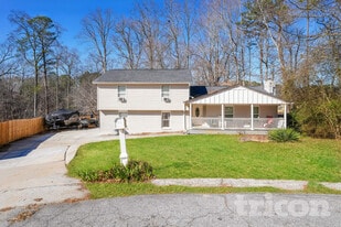 635 Garden Grove Dr NW in Lawrenceville, GA - Building Photo