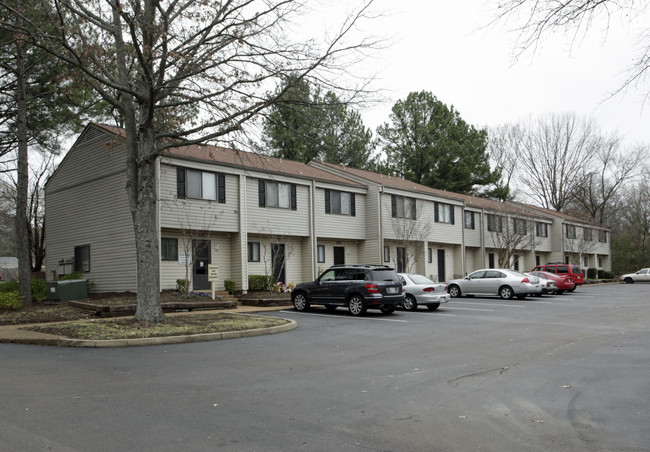 Collier Village Apartments