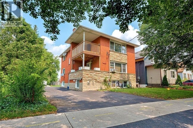 property at 870 Guelph St