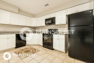 3315 34th Ave Dr W in Bradenton, FL - Building Photo - Building Photo