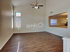 521 E Harold Dr in San Tan Valley, AZ - Building Photo - Building Photo