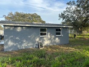 2340 3rd St in Mulberry, FL - Building Photo - Building Photo