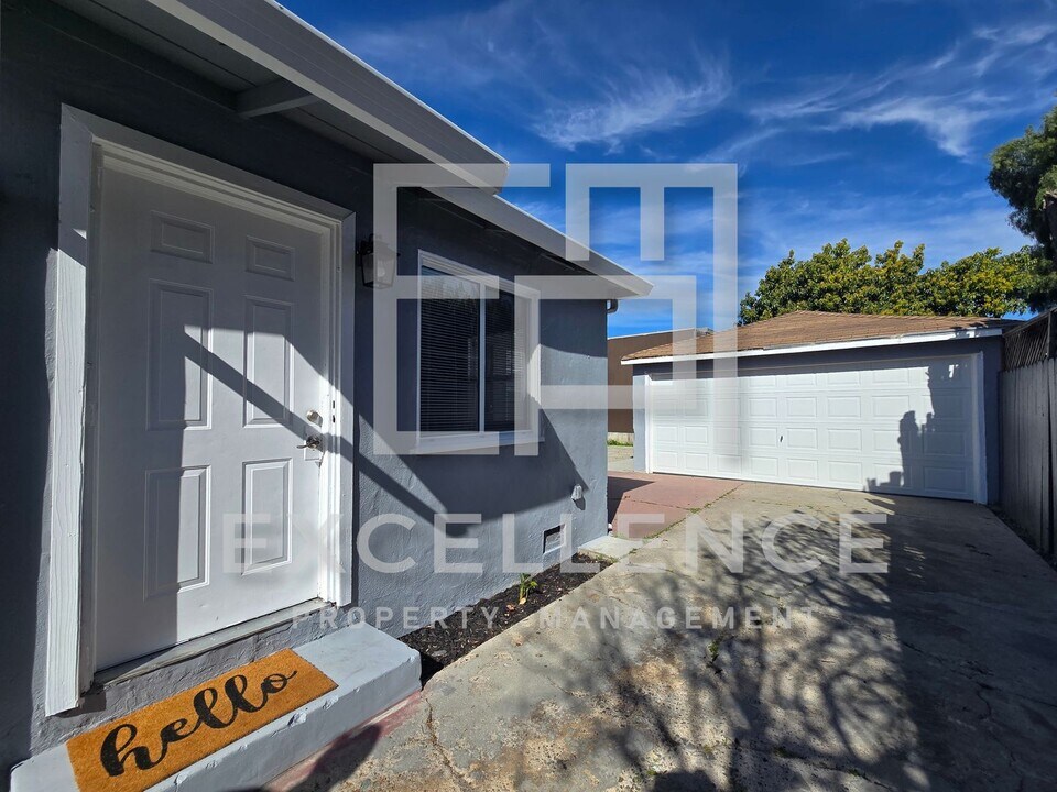 172 Rainier St in San Jose, CA - Building Photo