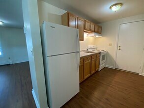 53 Walker St in Manchester, NH - Building Photo - Building Photo