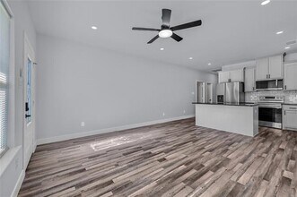 729 E Sears St in Denison, TX - Building Photo - Building Photo