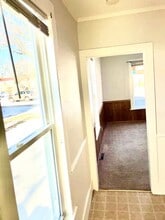 327 5th Ave, Unit APARTMENT #2 in Baraboo, WI - Building Photo - Building Photo