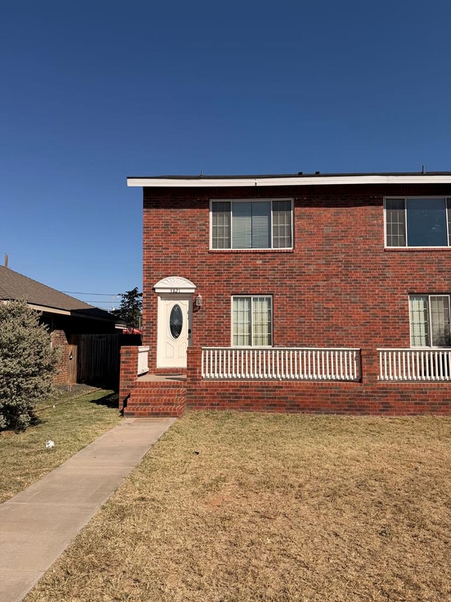 property at 3821 Mayer Dr