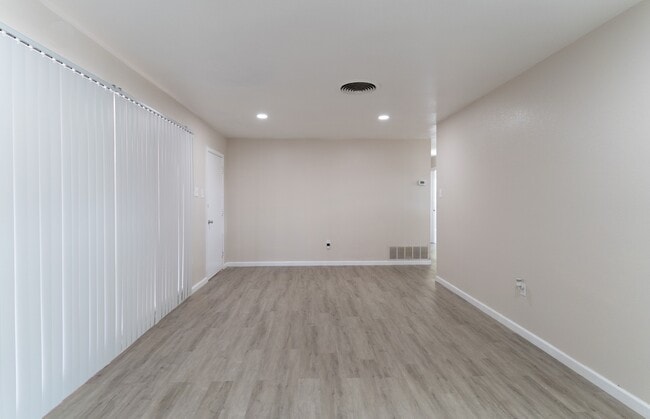 4228 Dawn Ave in Odessa, TX - Building Photo - Building Photo