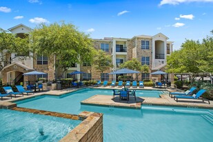 Stoneybrook Apartments & Townhomes