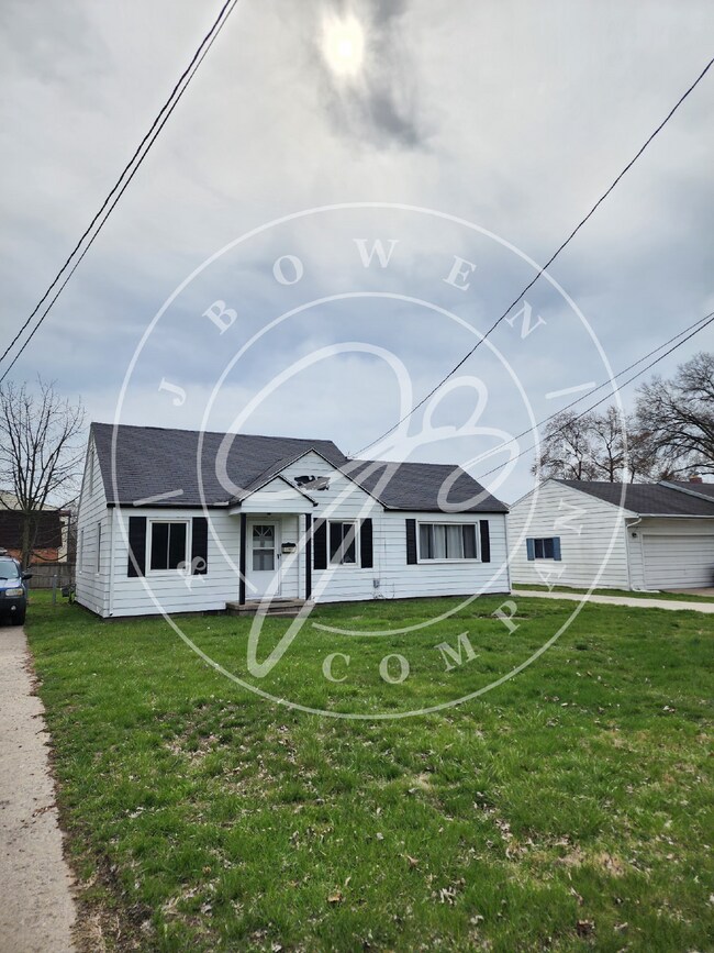 property at 1003 Fries Ave