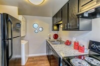 Building Photo - The Reserve at Westport Apartamentos in Louisville, Kentucky