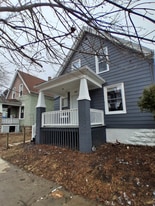 2875 W Grant St in Milwaukee, WI - Building Photo