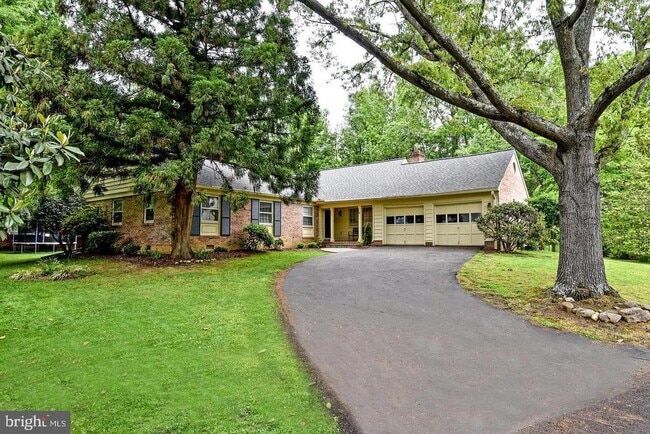 property at 3714 Carriage House Ct