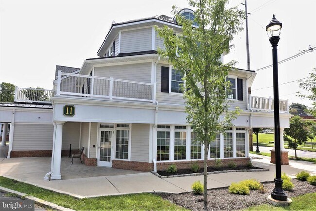 11 Cranbury Rd in West Windsor Township, NJ - Building Photo - Building Photo