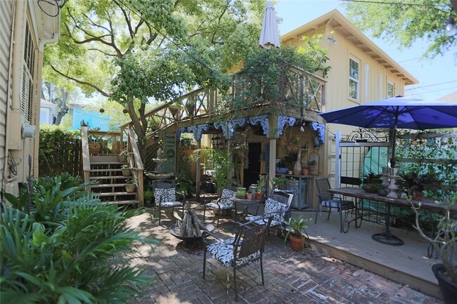 property at 2602 Ursuline St