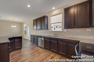 1331 Hawk Ct in San Antonio, TX - Building Photo - Building Photo