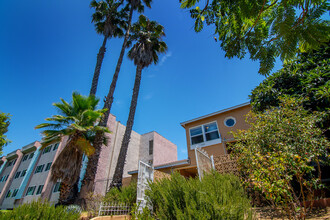 1930 S Oxford Ave in Los Angeles, CA - Building Photo - Building Photo