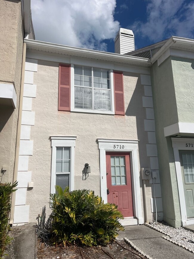 property at 5710 Bratton Dr