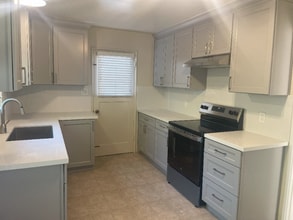 14616-14616 Pansy St in San Leandro, CA - Building Photo - Building Photo