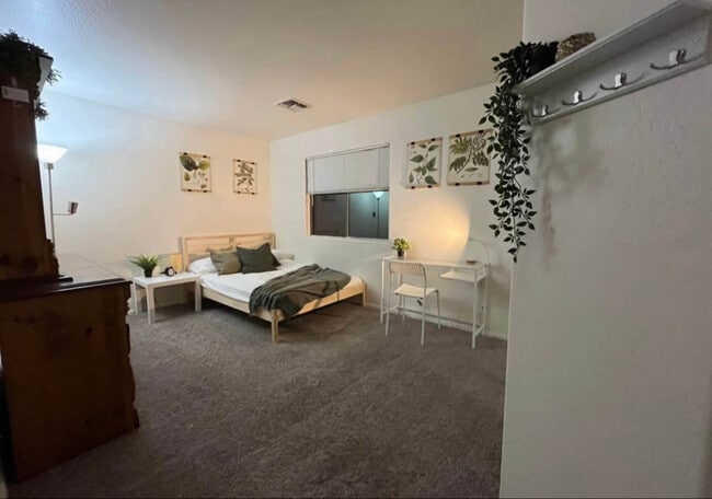 10950 W Manzanita Dr in Peoria, AZ - Building Photo - Building Photo