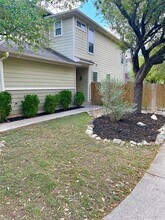 2419 Allred Dr in Austin, TX - Building Photo - Building Photo