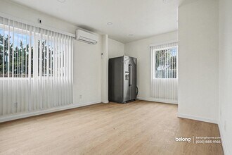 25656 Franklin Ave in Hayward, CA - Foto de edificio - Building Photo