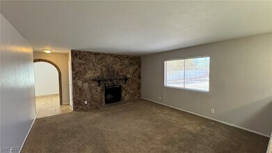 4745 E Lana Dr in Las Vegas, NV - Building Photo - Building Photo