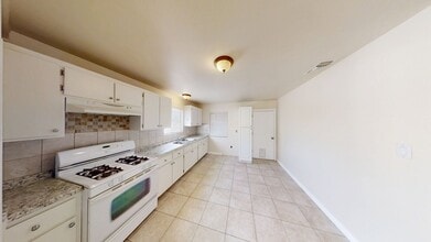 11942 Douglas St in Yucaipa, CA - Building Photo - Building Photo