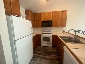 1078 Tierra Ln in Fort Collins, CO - Building Photo - Building Photo