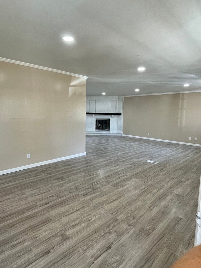 property at 4006 SW 33rd Terrace