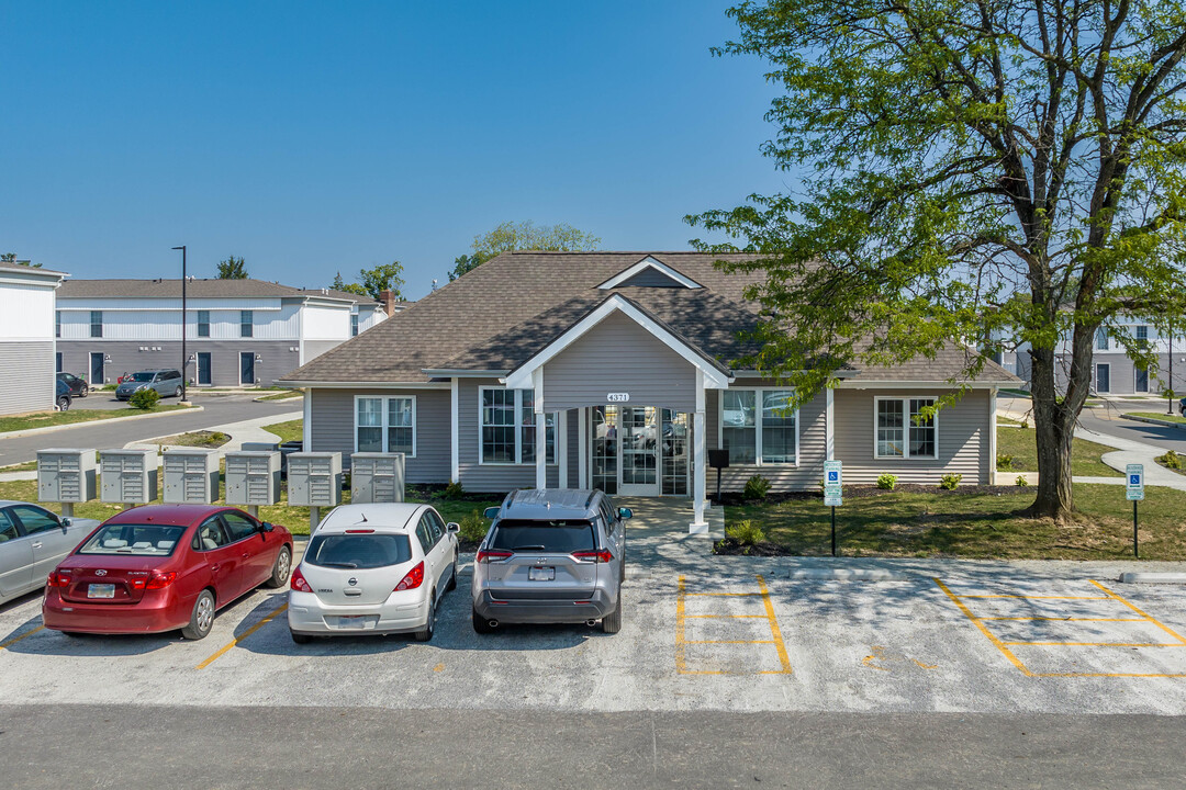 Northern Place Townhomes in Columbus, OH - Building Photo