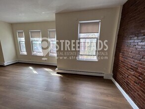 58 S Huntington Ave in Boston, MA - Building Photo - Building Photo
