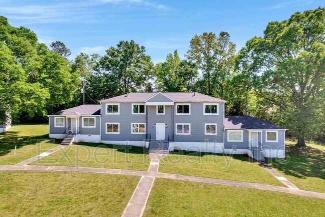 property at 1045B 57th St
