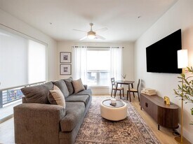 1701 Simond Ave in Austin, TX - Building Photo