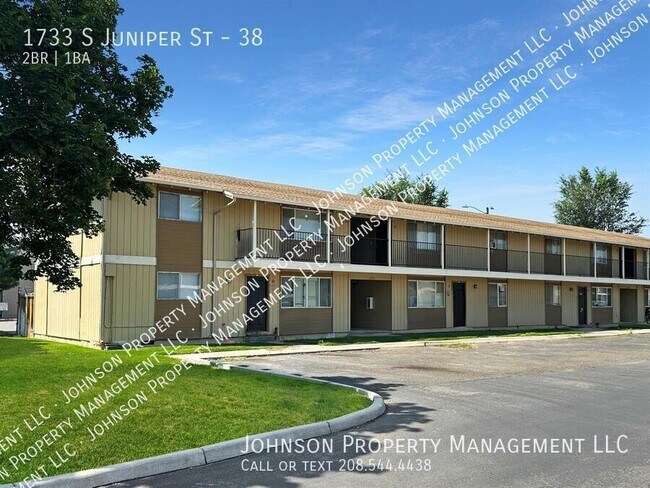 property at 1733 S Juniper St