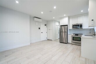 960 Jefferson Ave in Miami Beach, FL - Building Photo - Building Photo