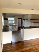 7407 NE Hassalo St in Portland, OR - Building Photo - Building Photo