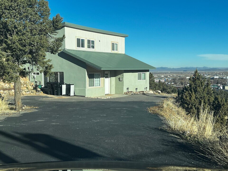 1718 W Juniper Dr in Cedar City, UT - Building Photo