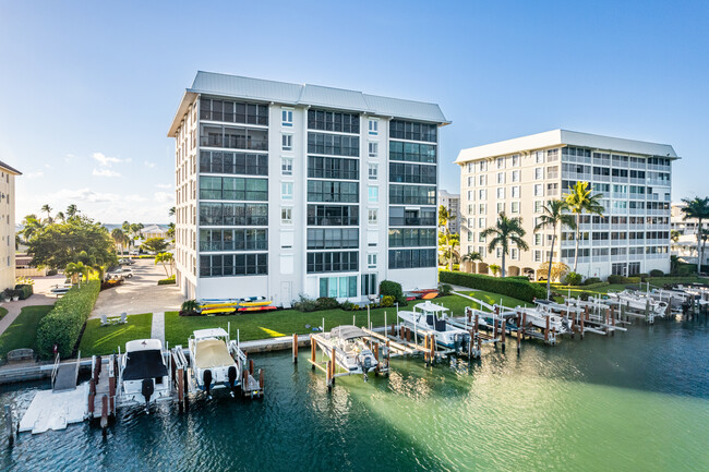 Windemere in Naples, FL - Building Photo - Building Photo