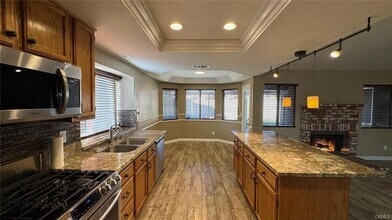 3625 Toscany Ct in Palmdale, CA - Foto de edificio - Building Photo